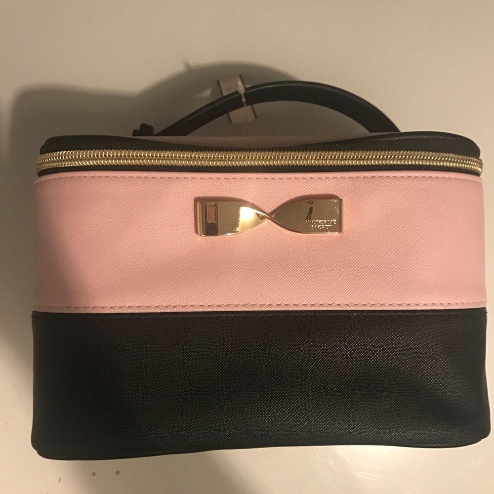 VS makeup/travel bag